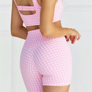 Astoria Activewear LUXE BALANCE set
Sports Crop and Shorts in Pink Gingham